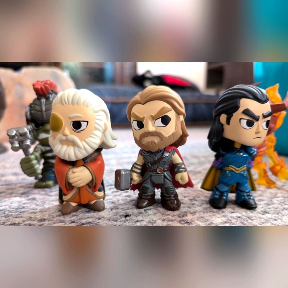 Marvel Thor Ragnarok Funko Bobblehead Minis
